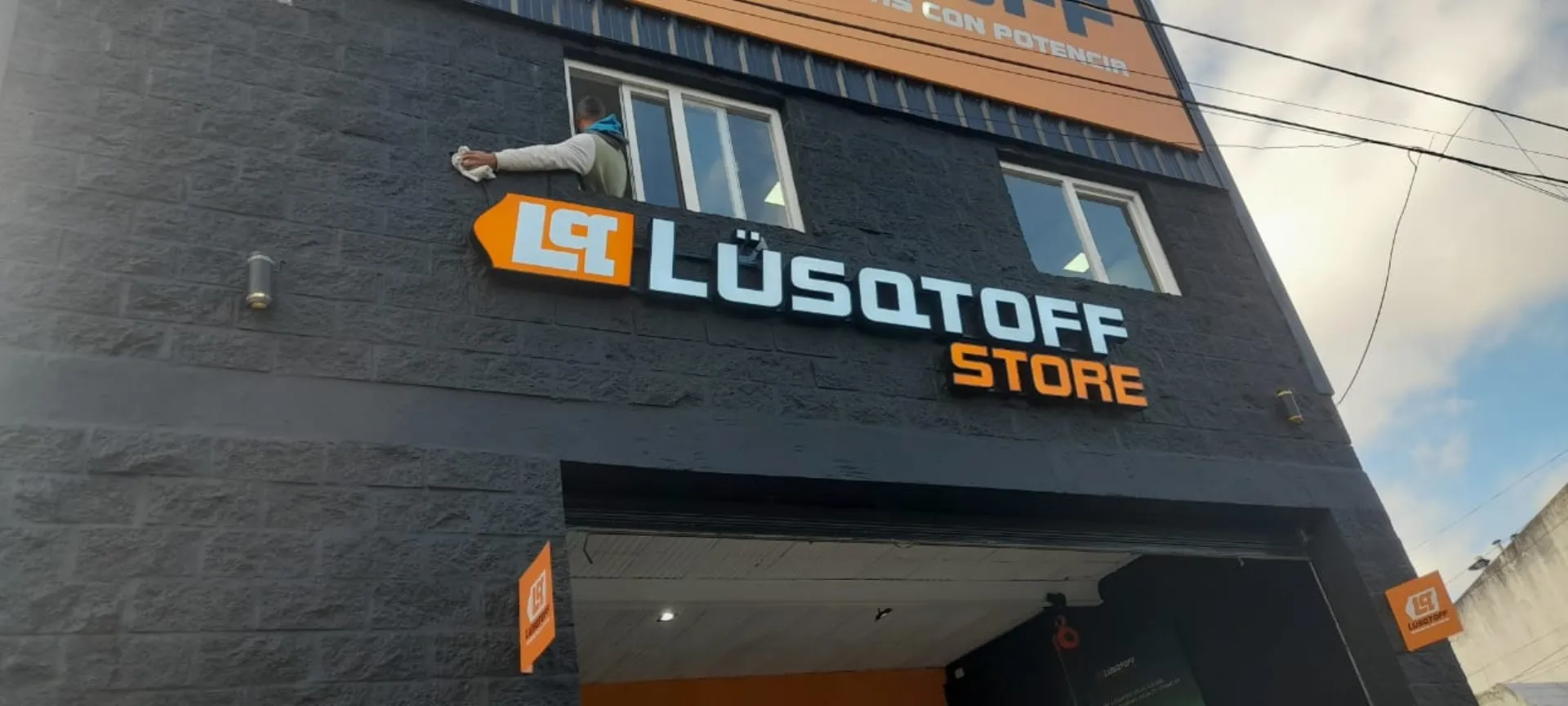 LUSQTOFF